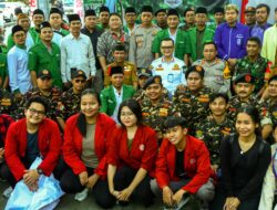 Grebeg Takjil Ramadan: Mahasiswa-Mahasiswi Universitas Buddhi Dharma & GP Ansor Kota Tangerang Tebar Kebaikan di Jalanan!