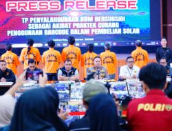 Bareskrim Polri Ungkap Kasus Penyalahgunaan BBM Bersubsidi di Jawa Timur dan Jawa Barat, Sita 16.400 Liter Solar Ilegal