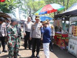 Libur Lebaran 2025, Kapolres Metro Tangerang Kota Pantau Wisata Pantai Ramai Pengunjung, Ini Pesannya