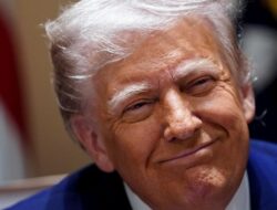 Pengusaha Kecil AS Gugat Presiden Donald Trump atas Kebijakan Tarif Impor