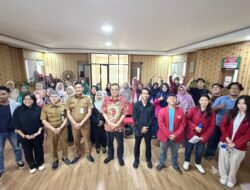 Warga Keroncong Asah Public Speaking, Mahasiswa UBD Hadirkan Workshop Retorika