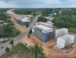 PEKERJAAN OVERPASS TOL PALEMBANG–BETUNG SEKSI 3, DITERAPKAN BUKA-TUTUP DI JALAN NASIONAL SUMSEL KM 69-71