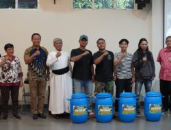 Pembekalan Seksi HAAK Lingkungan Paroki Karawaci, Gereja St. Agustinus, Disertai Penyerahan Tempat Sampah ke RT/RW dan Kelurahan Karang Anyar