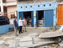 Normalisasi Saluran Air, Camat Pasar Kemis Pimpin Penertiban Bangunan Liar di Perumahan Villa Tangerang Elok Kuta Jaya