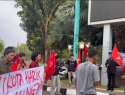LMND Guncang Balai Kota Tangsel: Desak Benyamin Davnie Copot Kadishub, Kasatpol PP, dan Kadisperindag!